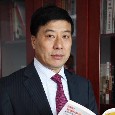 尹鹏