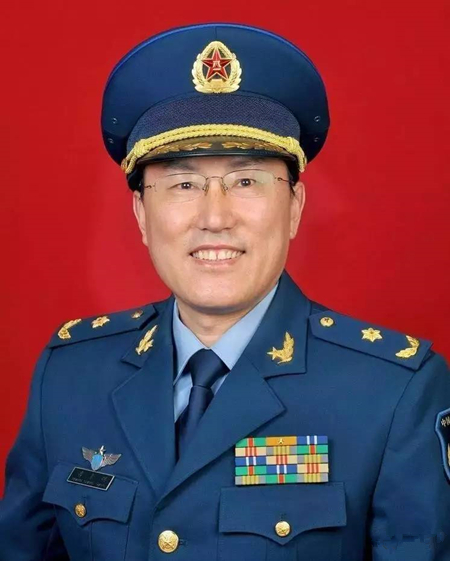 黄长强 黄长强
